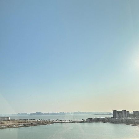 Sunday Premium Apartment Ha Long Exteriör bild