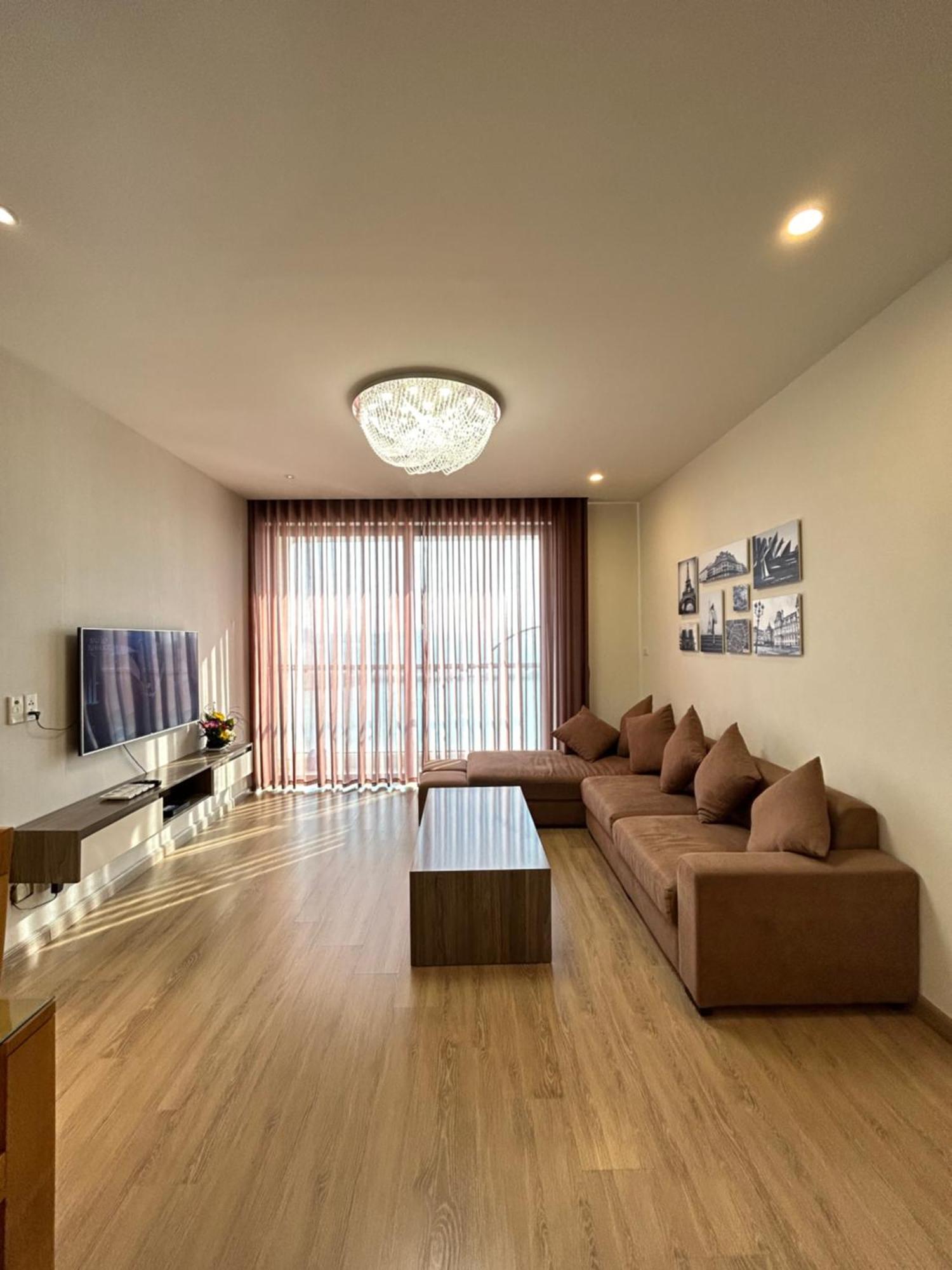 Sunday Premium Apartment Ha Long Exteriör bild