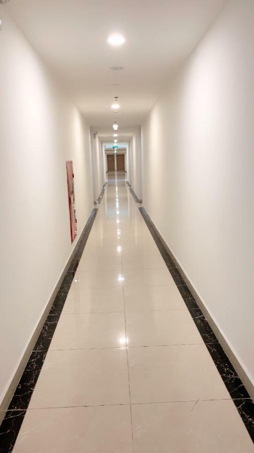 Sunday Premium Apartment Ha Long Exteriör bild